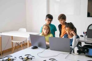Laptop Hire Dubai Why Should You Consider Renting a Laptop?